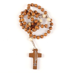 Rosenkranz aus Holz mit mittelbraunen Perlen