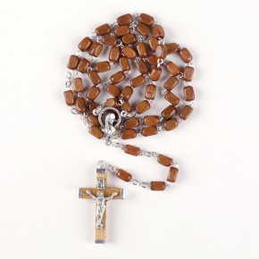 Holz Rosenkranz mit Quaderperlen und Holzkreuz