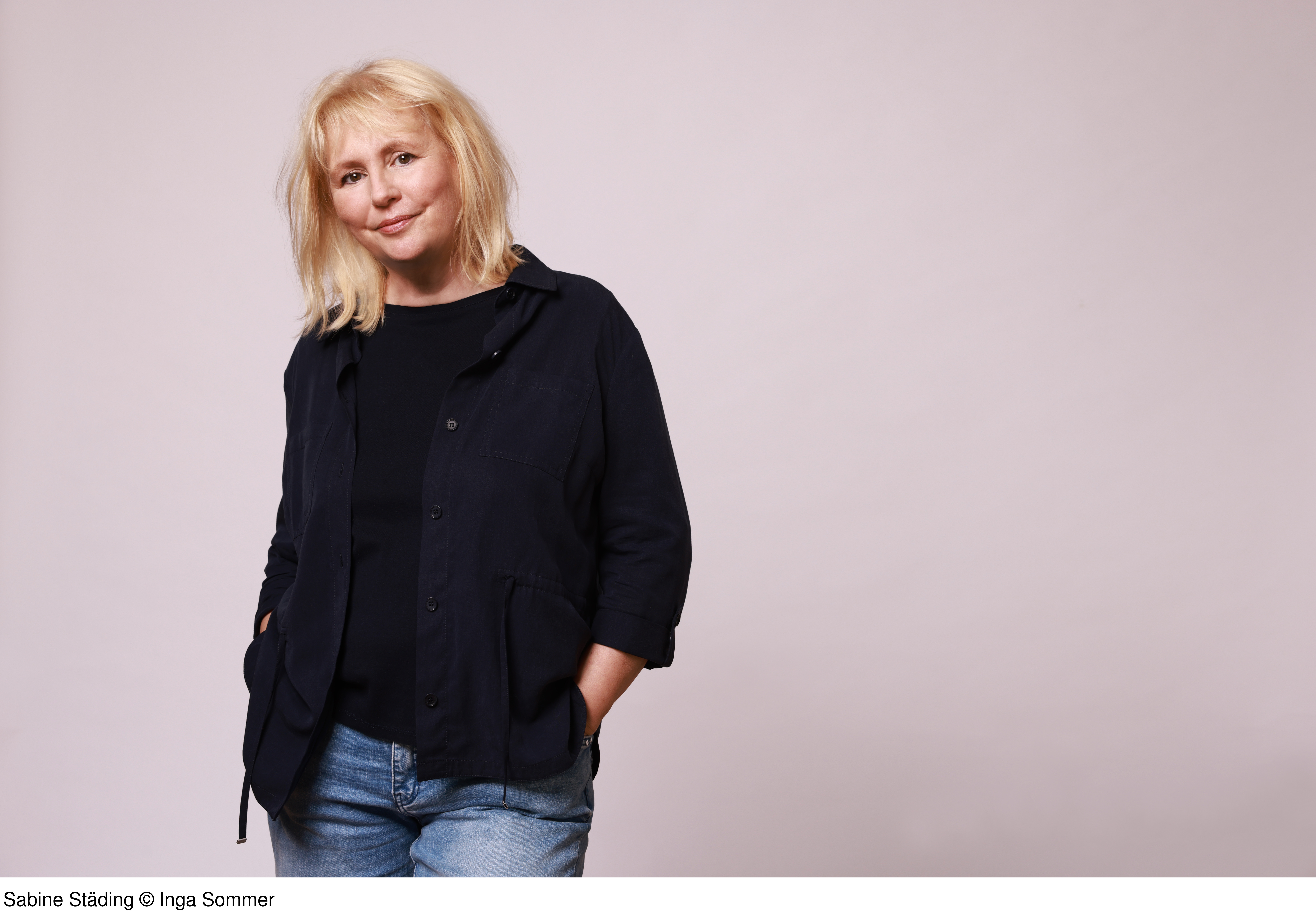 Petronella Apfelmus - 24 weihnachtliche Geschichten aus dem Apfelhaus (Band 10)