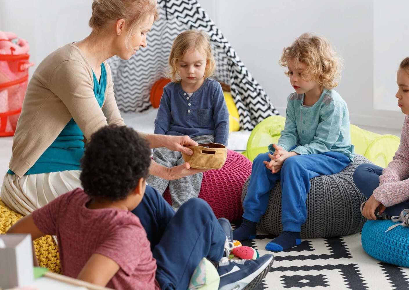 Morgenkreis und Gruppentreffen in der Kita, m. 1 Beilage